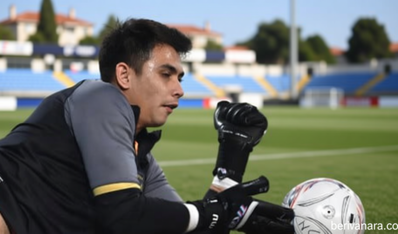 Key Strategy: Setelah John Herdman Coret Teja Paku Alam, Slot Kiper Ketiga Timnas Indonesia Masih Kosong untuk Piala AFF 2026, John Herdman Bilang Begini