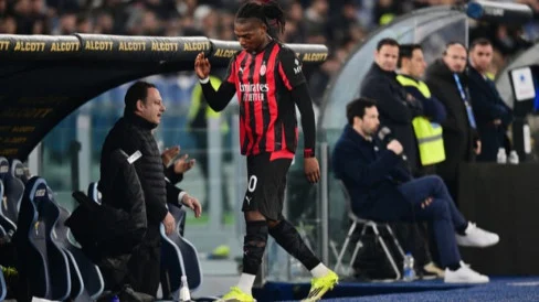 New Policy: Gara-Gara Rafael Leao Sepi Peminat, Rencana Besar AC Milan di Bursa Transfer 2026 Terancam Berantakan