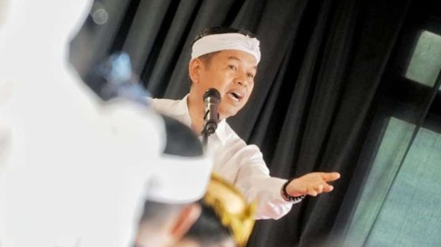 Latest Update: Dedi Mulyadi Tak Habis Pikir, Lagu Kontroversial Bupati Purwakarta Dinilai Tak Sejalan dengan Etika Pejabat