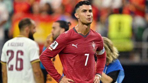Tangis Ronaldo Usai Gagal Membawa Gelar Juara Piala Dunia Bagi Portugal – Putuskan Gantung Sepatu?