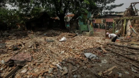 Special Plan: Lensa Berbicara: Penampakan Bangunan di Sisi Rel Pasar Minggu Usai Dibongkar