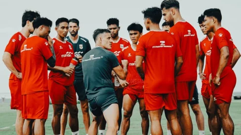 What Happened During: Demi Piala AFF Super League Diundur, Erick Thohir Peringatkan Klub untuk Tak Persulit John Herdman Bangun Skuad Timnas Indonesia