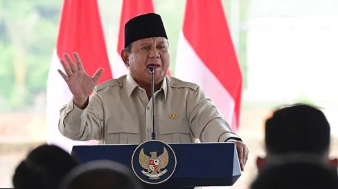New Policy: Prabowo Ungkap BUMN Pertahanan Sempat Mau Dijual ke Asing: Saya Larang!