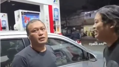 Polisi Ungkap Penyebab ‘Bang Jago’ Rusak Spion dan Wiper Mobil di Jakut: Kendaraan Diserempet