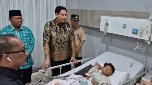Official Announcement: Kecelakaan Maut di Jalur Pantura Tewaskan 12 Orang, Bupati Lucky Hakim Siap Adopsi Anak Korban
