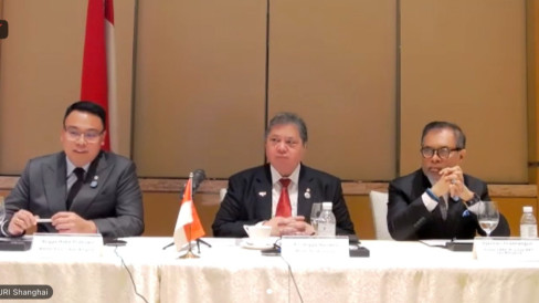 Main Agenda: Airlangga Bertemu Mendag China, Investasi US$2,5 Miliar Siap Dipercepat