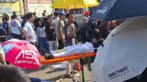Detik detik Penonton Panik Saat Ajang Drift Speed Fest Setelah Tribun Penonton Ambruk