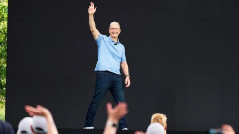 CEO Apple Tim Cook Sampaikan Duka atas Gempa NTT, Apple Siapkan Donasi untuk Korban