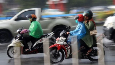 BMKG Prakirakan Sejumlah Wilayah Diguyur Hujan Ringan Pada Sabtu