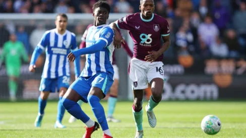 Sempat Terhalang Harga, Manchester United Segera Selesaikan Transfer Carlos Baleba dari Brighton