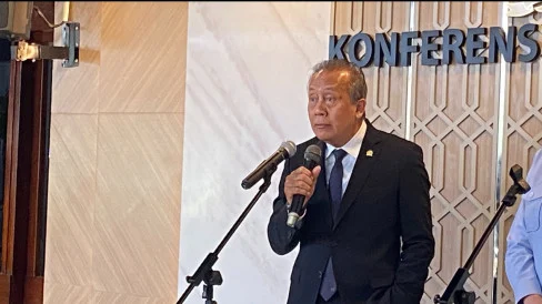 DPR Terima Surpres Permohonan Jual Kapal Perang KRI Ki Hajar Dewantara