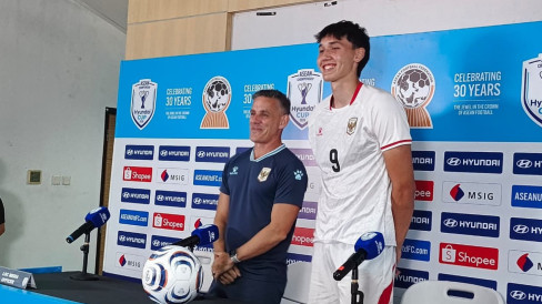 Mitchell Baker Jadi Sorotan! Pelatih Singapura Ucap Komentar Menohok Soal Timnas Indonesia Jelang Piala AFF 2026: Dia Bukan Ancaman