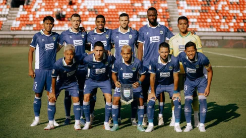 Starting Line Up Final Piala Presiden 2026 Persib Bandung Vs Persebaya Surabaya: Duet Malik Risaldi dan Ramadhan Sananta Diadang Adam Alis
