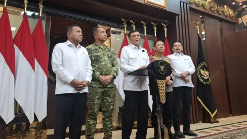 Pemerintah Pastikan Indonesia Tetap Kondusif, Koordinasi TNI-Polri-BIN Diperkuat