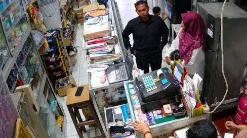 Viral Ketua Ormas Diduga Intimidasi Pemilik Toko di Bulukumba, Perkara Belum Pasang Bendera Merah Putih