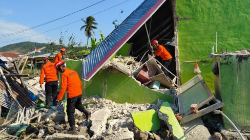 3.752 Gempa Susulan Terjadi di NTT, BNPB: Baru Stabil 3 Pekan ke Depan