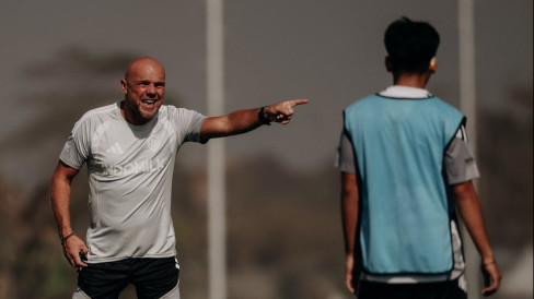 Kena Comeback Persib, Johnny Jansen Ambil Sisi Positif Kegagalan Bali United di Dewata Challenge Series
