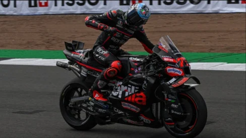 Berhasil Bantu Marco Bezzecchi Bangkit dari Hasil Buruk, Ternyata Ini yang Dilakukan Aprilia Sebelum MotoGP Inggris 2026