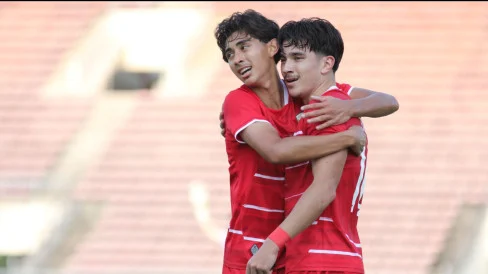 6a9d810cdfb7d-pemain-timnas-indonesia-u-20-welber-jardim-dan-theo-leeming_488_274