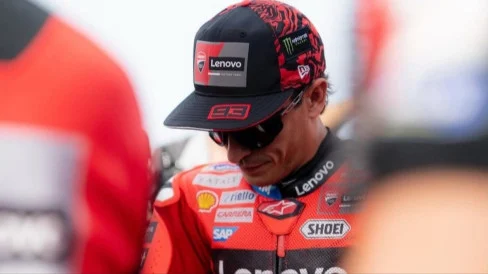 6a9ff11bd0e09-rider-ducati-lenovo-team-marc-marquez_488_274