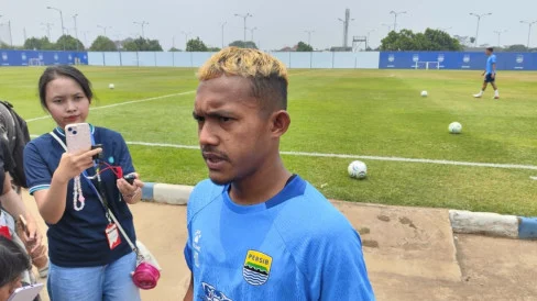 6aacb31e47098-bek-persib-ikhwan-tanamal_488_274