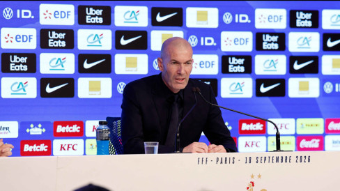 6aae2c89dff6a-pelatih-timnas-jerman-zinedine-zidane_488_274