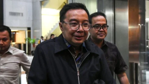 6abaa3a55522a-anggota-v-badan-pemeriksa-keuangan-bpk-ri-bobby-adhityo-rizaldi-jalani-pemeriksaan-di-gedung-merah-putih-kpk-jakarta-senin-2892026_488_274-1