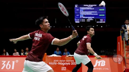 6abb8a776e105-ganda-putra-indonesia-leo-rolly-carnandodaniel-marthin-di-asian-games-2026_488_274